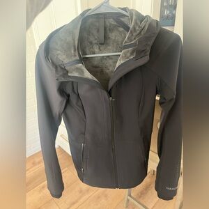 Lululemon cross chill performance jacket with hood- Barely worn. Exc Condition